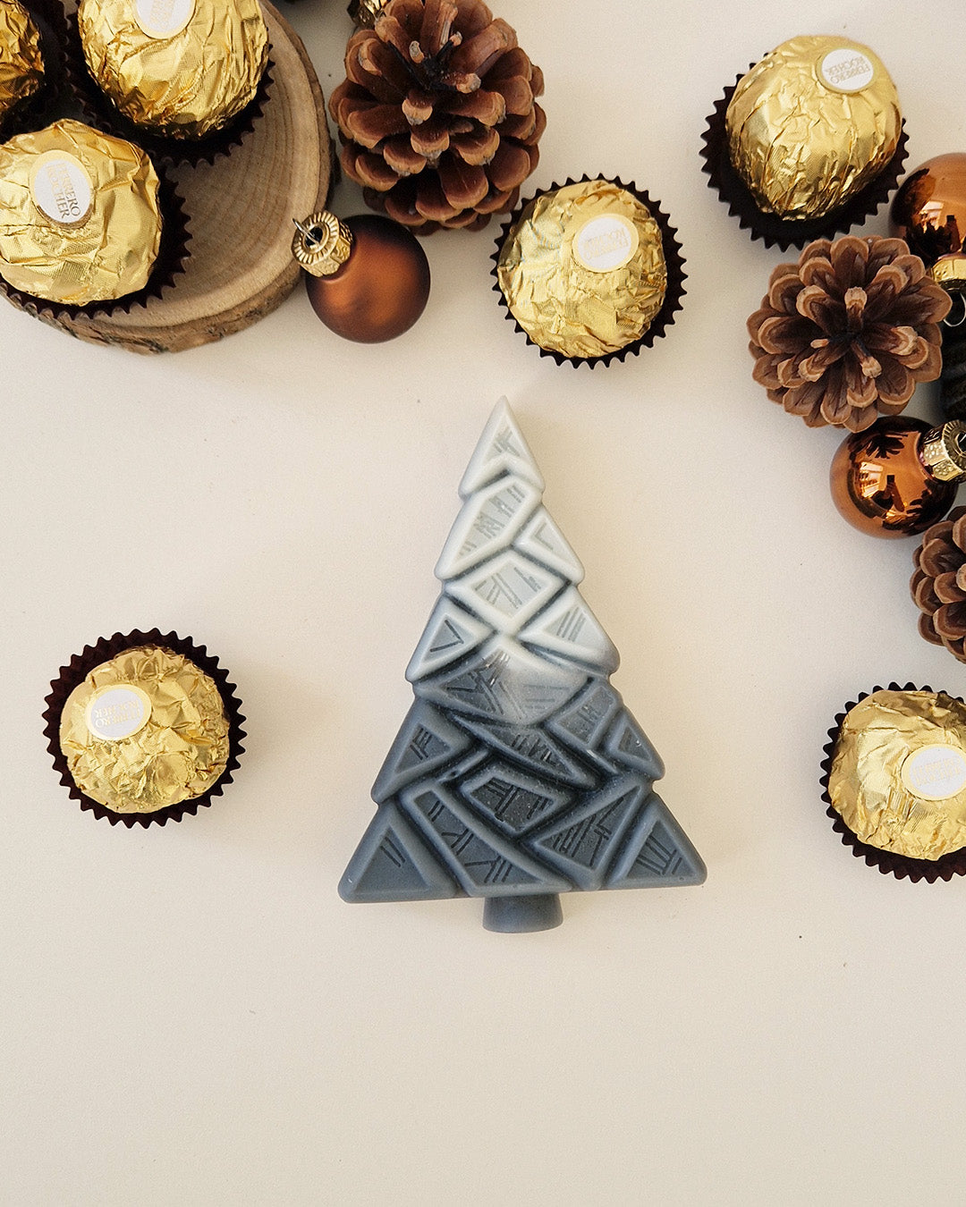 Sapin fondant parfumé à casser Rocher Praliné